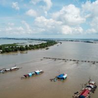 Che cos'ha di strano il fiume Tonlé Sap?